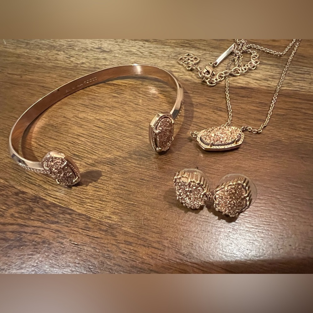 Kendra Scott Rose Gold Set